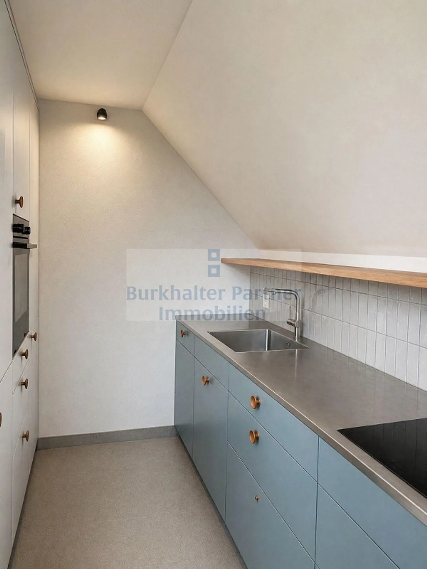 Après rénovation complète, nous louons les appartements suivants au Brünnenstrasse 65 à 3018 Berne à partir du 1er septembre 2026 : appartement en attique de 3,5 pièces, 2ème étage gauche appartement de 2 pièces, 1er étage milieu - Photo 3 sur 5