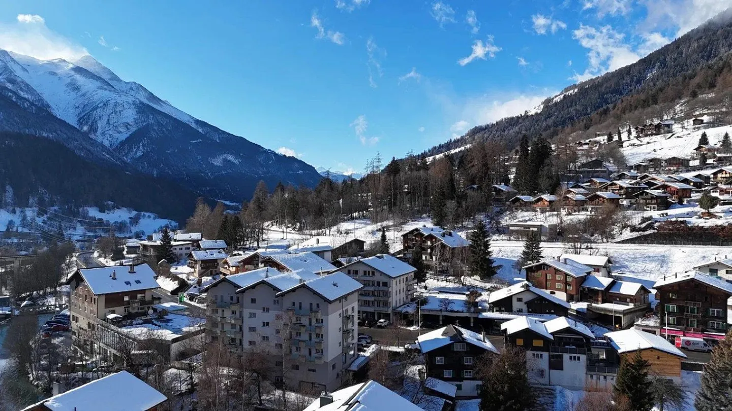 Barn in typical Valais style in the midst of Fiesch - Photo 10 of 11