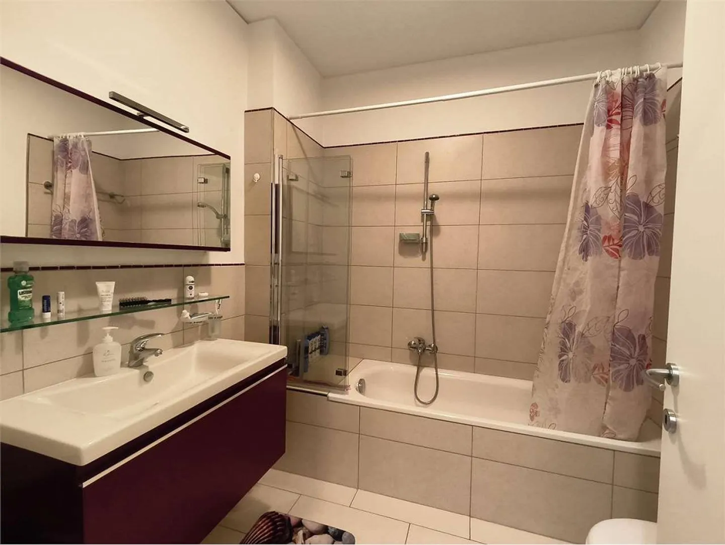 Elegantes 2.5-Zimmer-Wohnung mit Klimaanlage nahe dem Zentrum - Foto 5 von 7