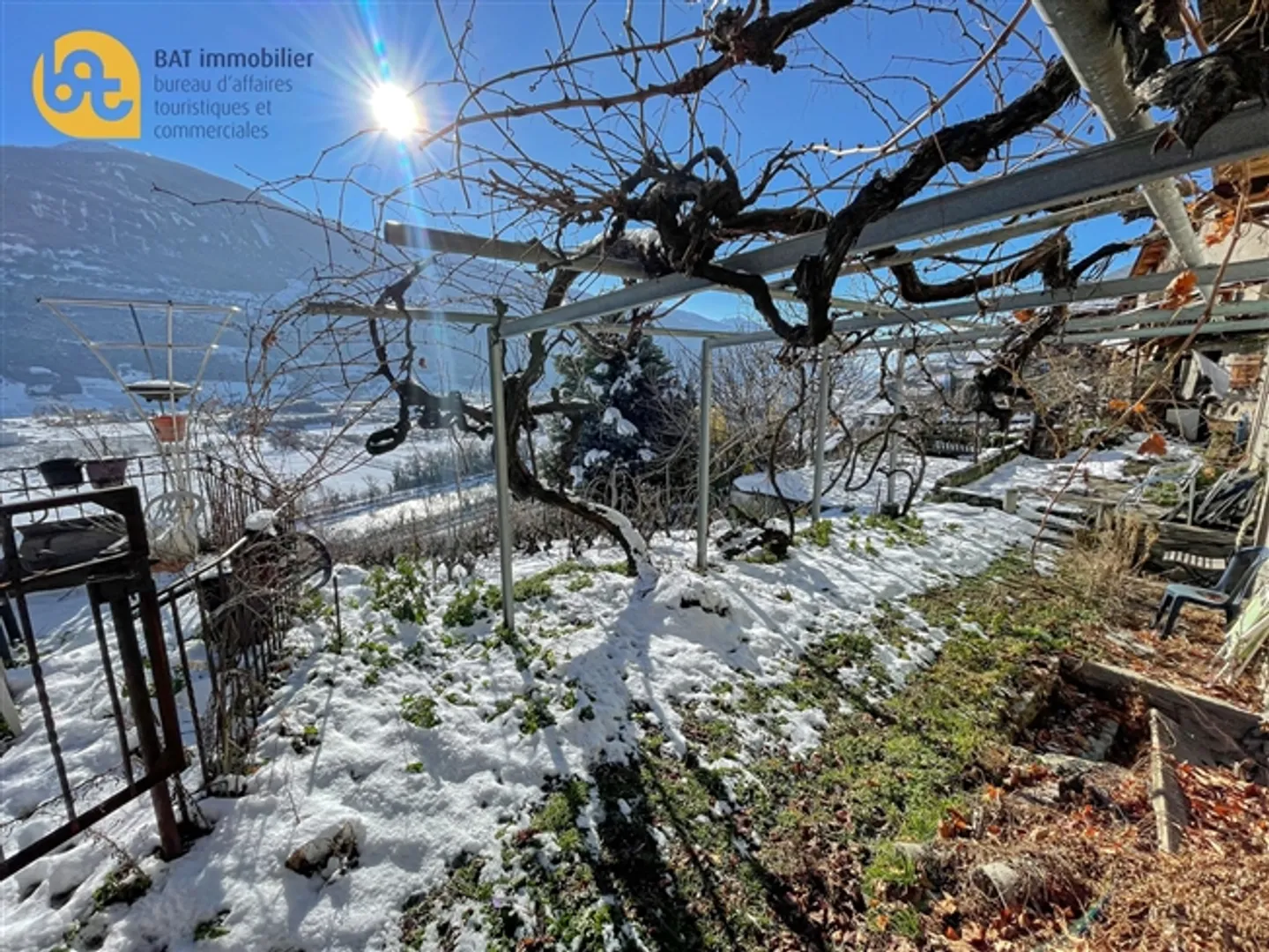 Ollon - Bâtiment historique avec des granges à rénover - Photo 9 sur 13