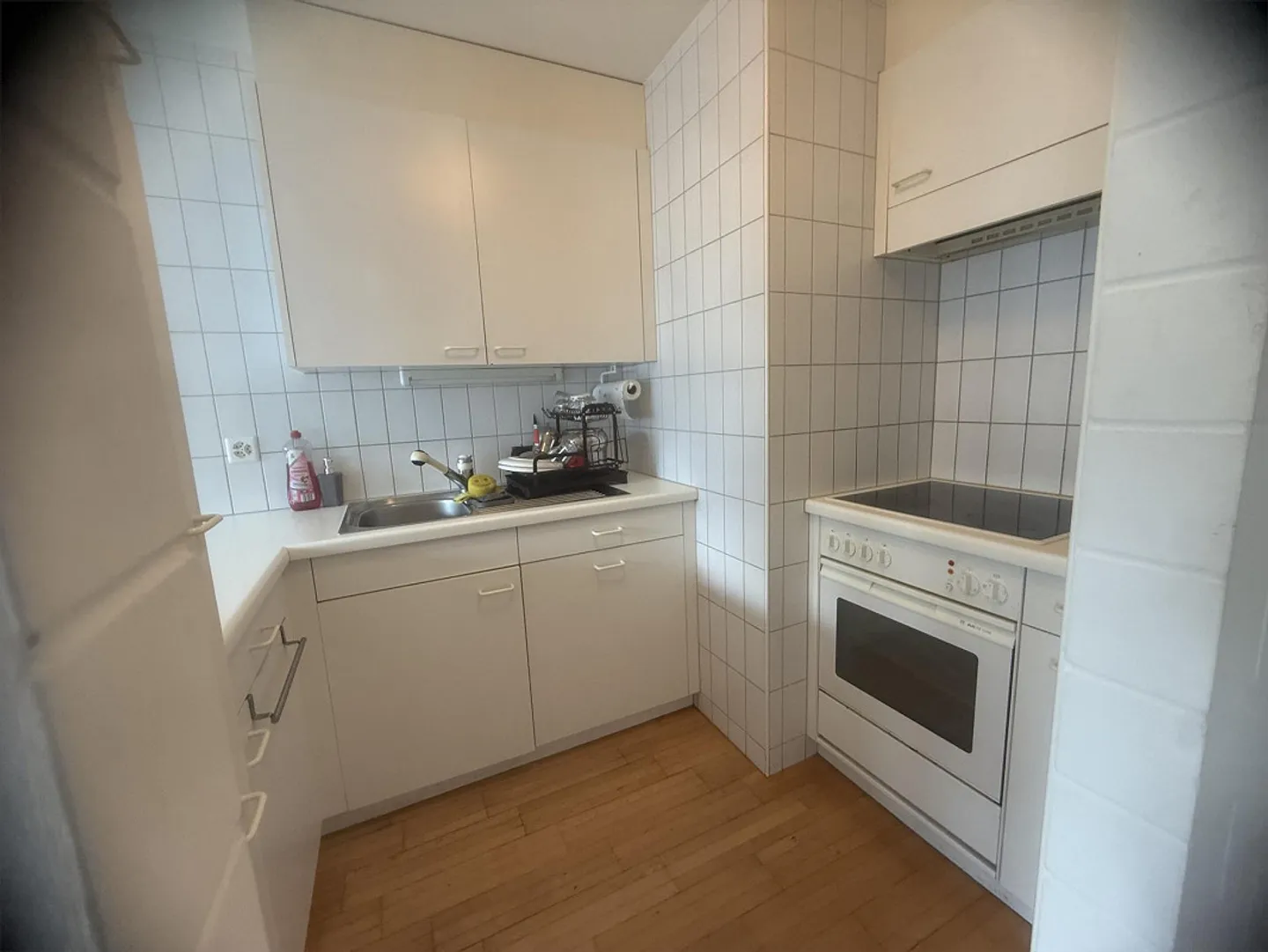 Bellissimo appartamento di 2 stanze con molta luce in affitto - Foto 3 di 7