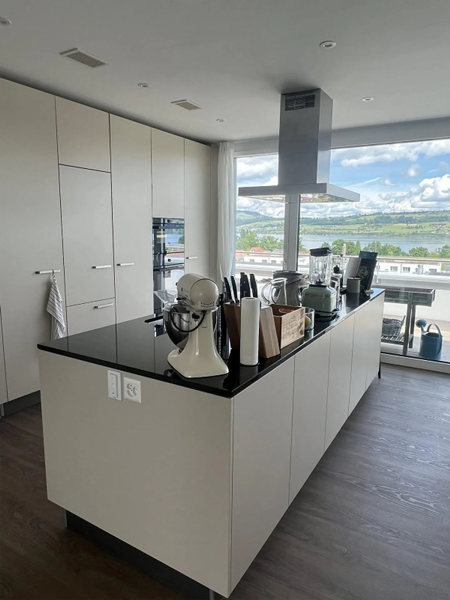 Attique - logement spacieux et moderne avec vue sur le lac - Photo 1 sur 10