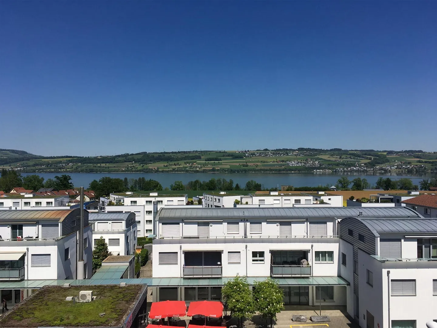 Attique - logement spacieux et moderne avec vue sur le lac - Photo 4 sur 10