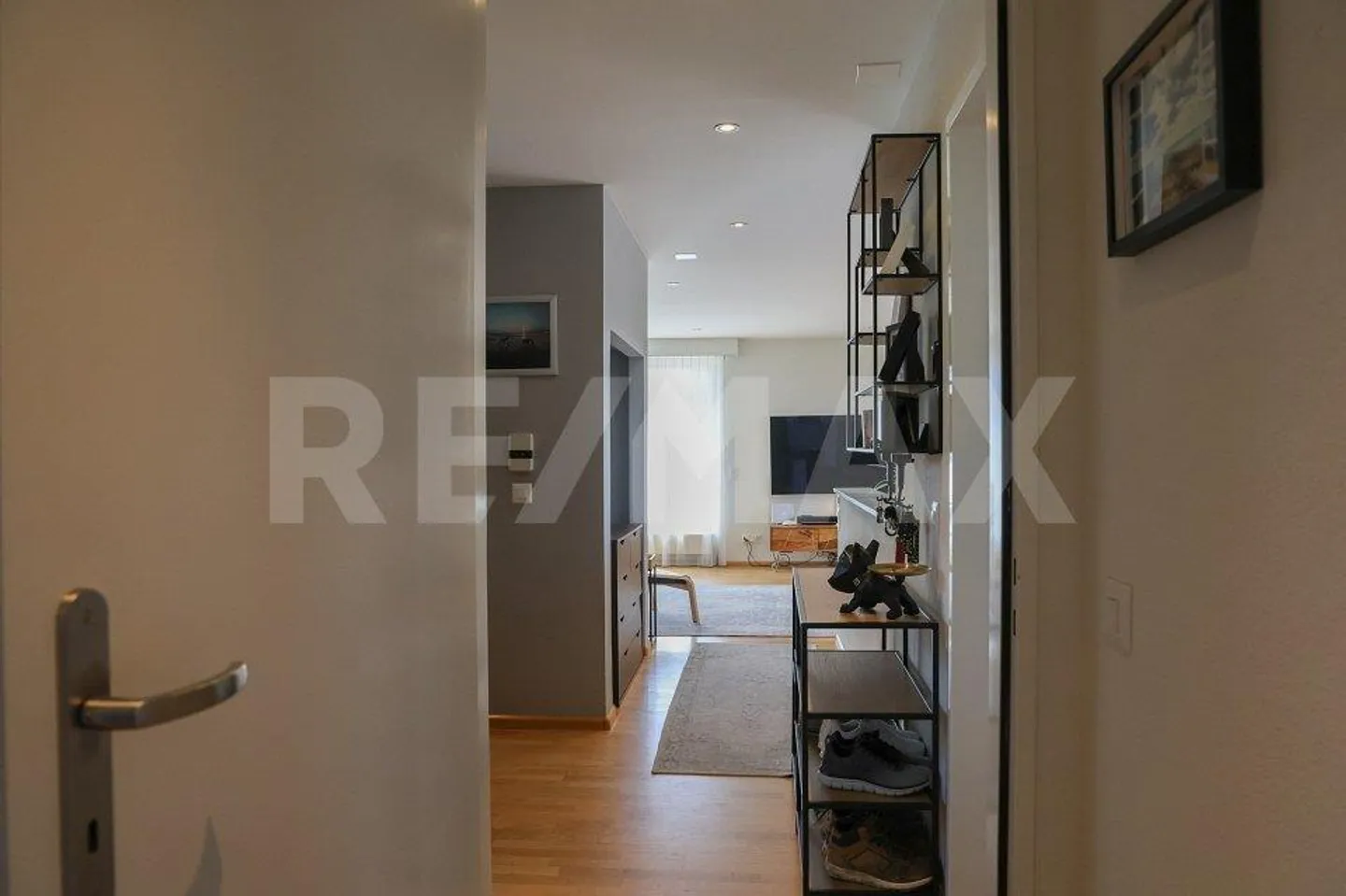 Esclusivo appartamento attico di 3,5 stanze con terrazza sul tetto a Reinach (BL) - Foto 11 di 13