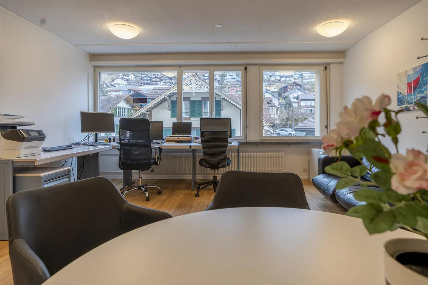 Bureau lumineux et moderne directement au bord du lac - Photo 6 sur 11