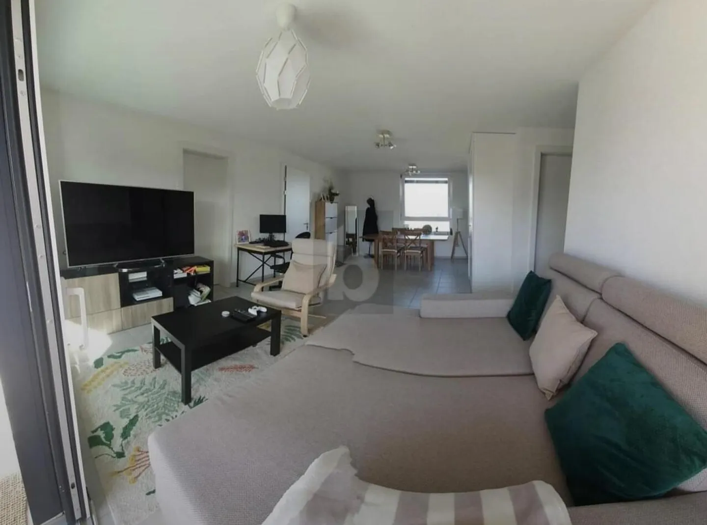 Wohnung mieten - Foto 2 von 4