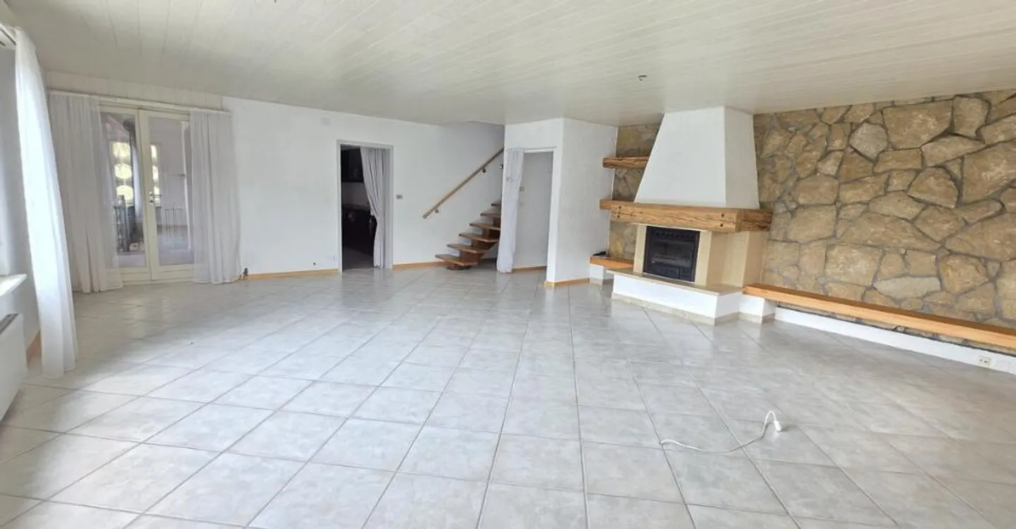 Favorit - Geräumiges 6,5-Zimmer-Familienhaus mit Garten - Foto 5 von 12