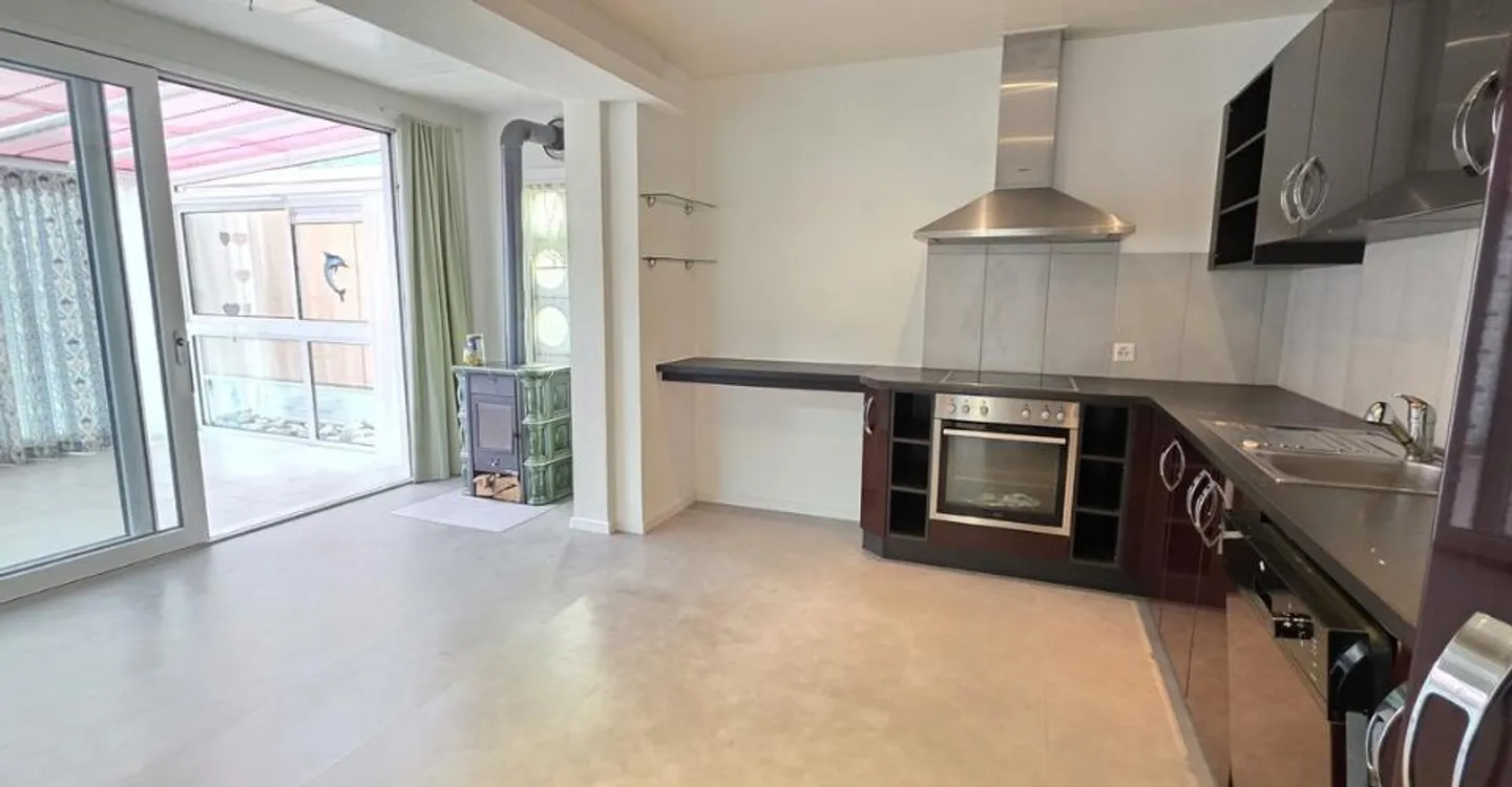 Favorit - Geräumiges 6,5-Zimmer-Familienhaus mit Garten - Foto 3 von 12