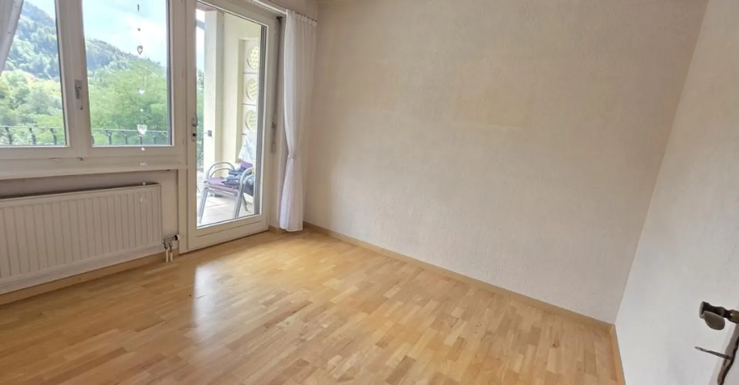 Favorit - Geräumiges 6,5-Zimmer-Familienhaus mit Garten - Foto 8 von 12