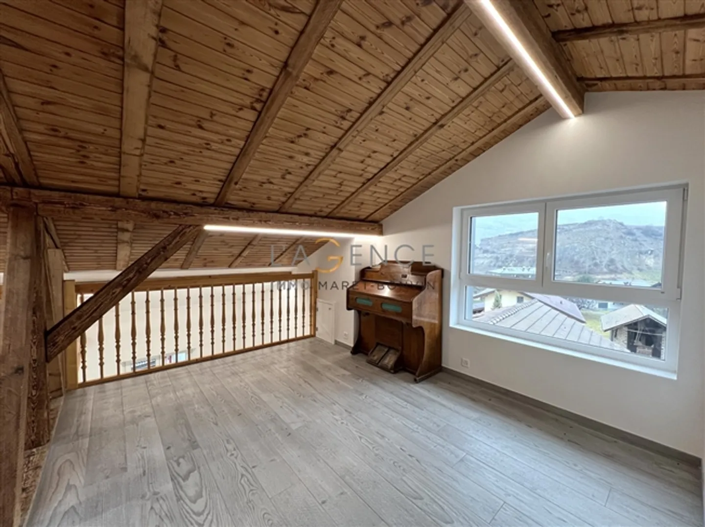 «RENOVIERTES GEBÄUDE MIT ZWEI WOHNUNGEN» - Foto 7 von 12