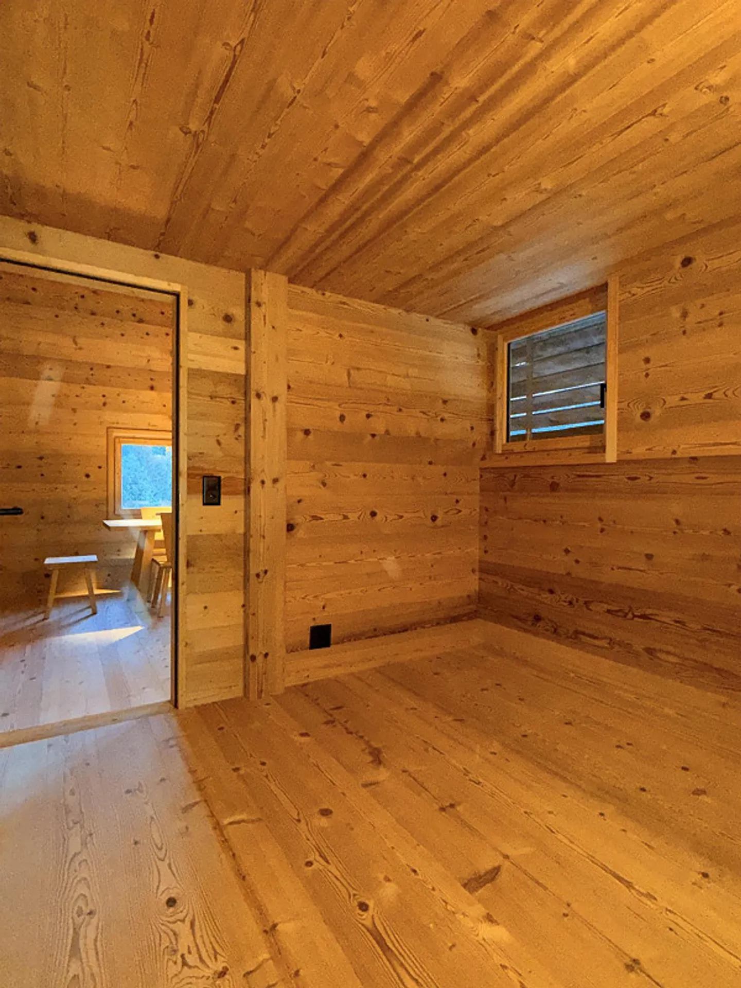 Renoviertes Maiensäss an traumhafter Aussichtslage - Foto 6 von 12