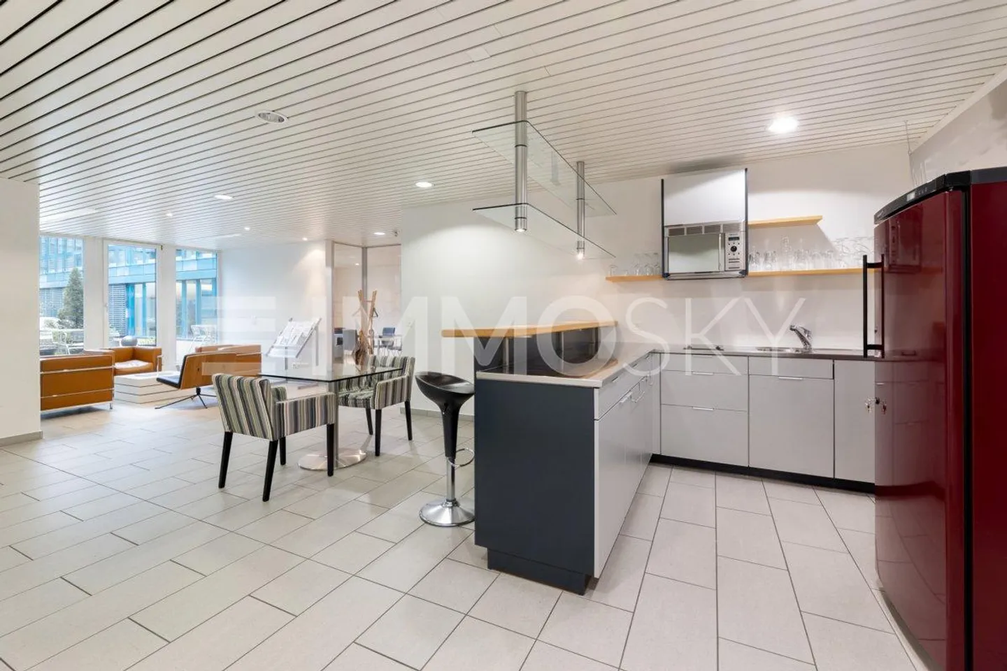 Spazio commerciale flessibile in posizione centrale nella zona economica di Zug - Foto 4 di 5