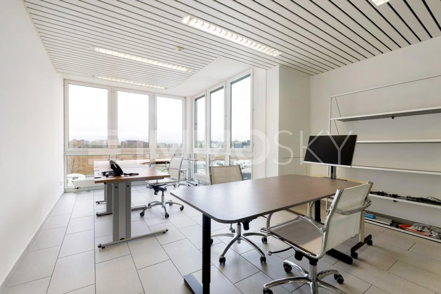 Spazio commerciale flessibile in posizione centrale nella zona economica di Zug - Foto 5 di 5