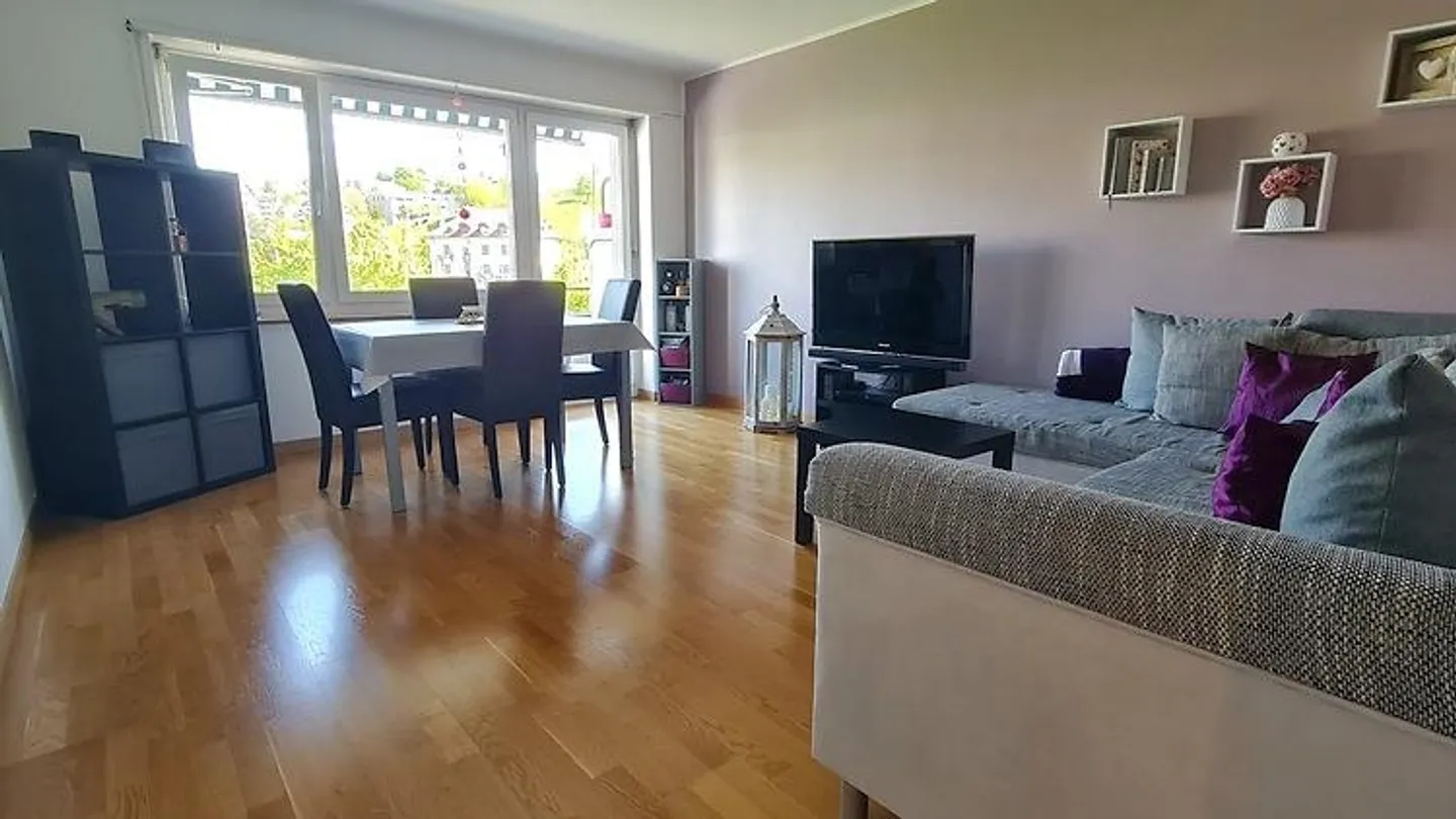 Appartement meublé en centre-ville - Photo 1 sur 10