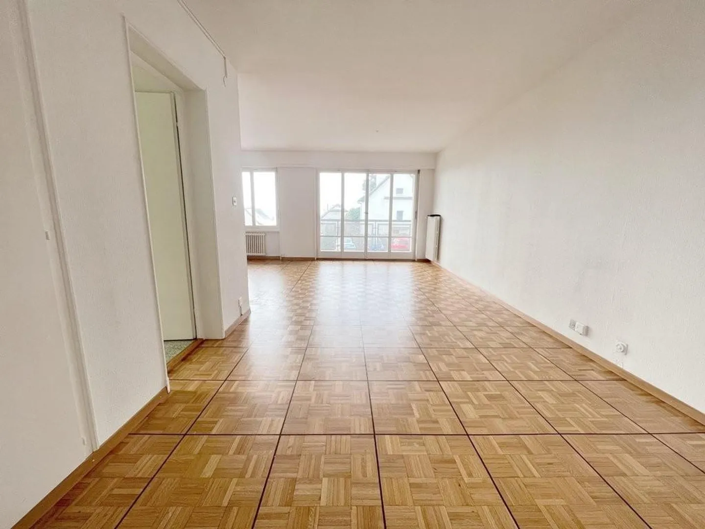 Appartement Charmant avec Vue sur le Lac - Photo 4 sur 11