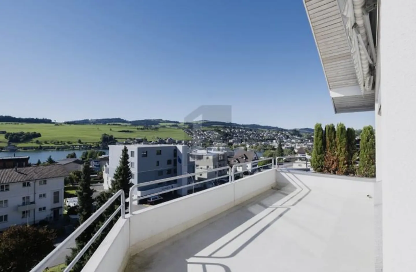 Unico con meravigliosa vista sul lago - Foto 5 di 6