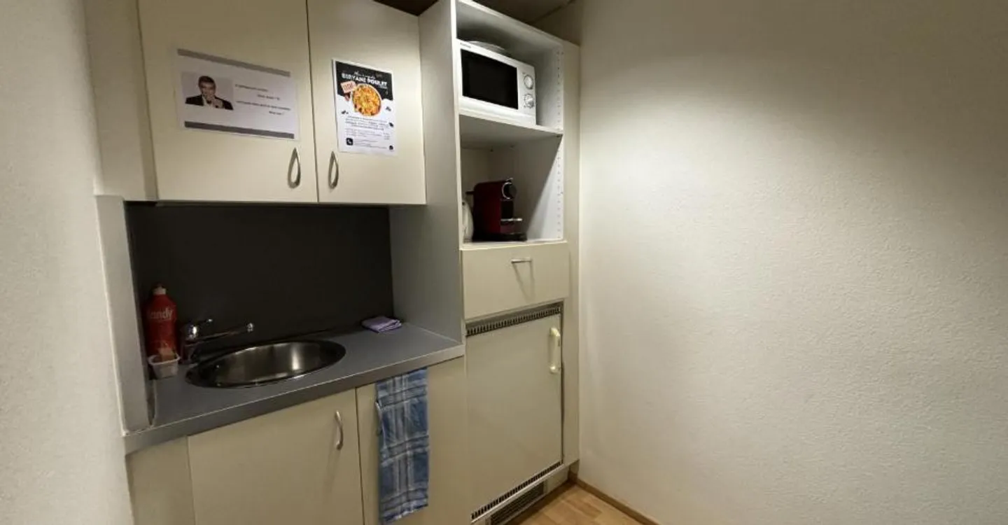 Office Space in Renens - Photo 2 of 9