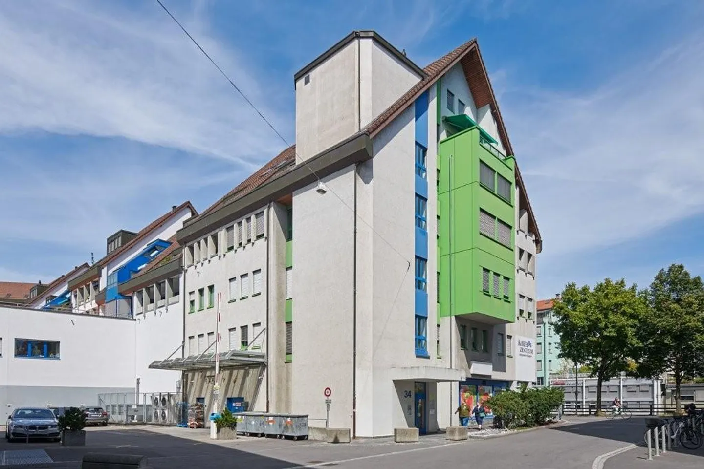 Motorcycle parking space in Aarezentrum - Photo 2 of 2