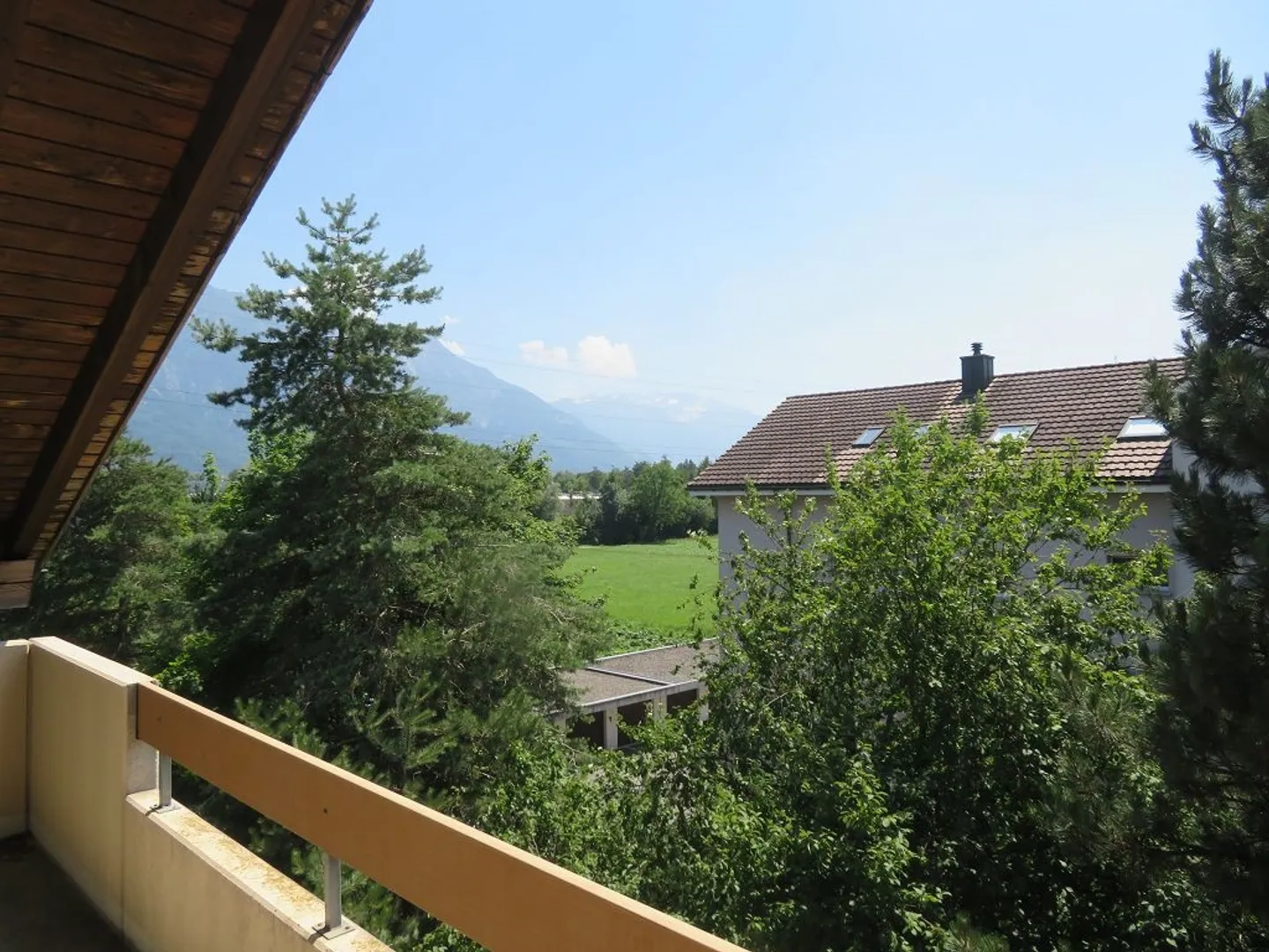 Appartamento mansardato 2,5, centrale a Haag con bella finitura e vista - Foto 11 di 16