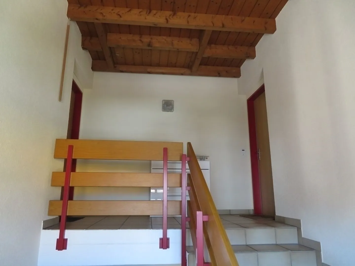 Appartamento mansardato 2,5, centrale a Haag con bella finitura e vista - Foto 12 di 16