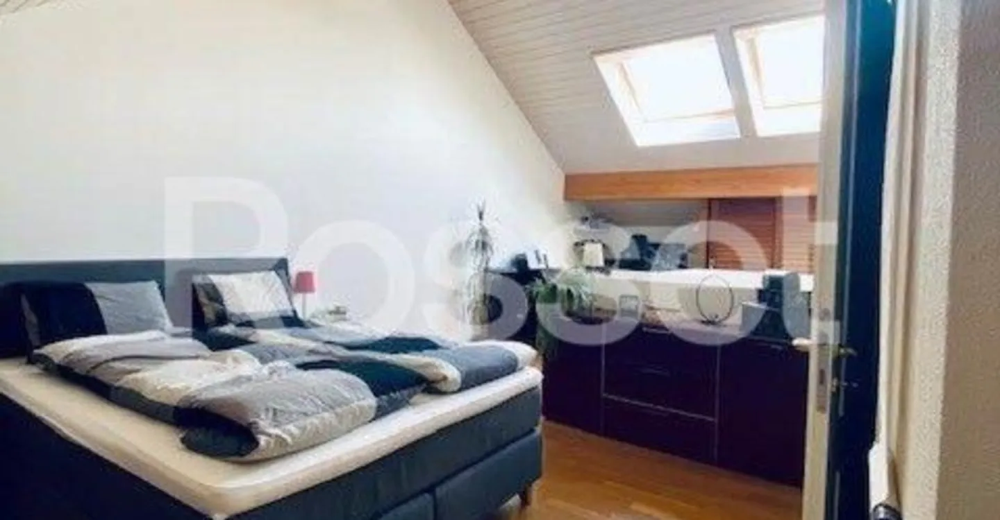 Appartamento triplex di 5 stanze - Foto 5 di 7