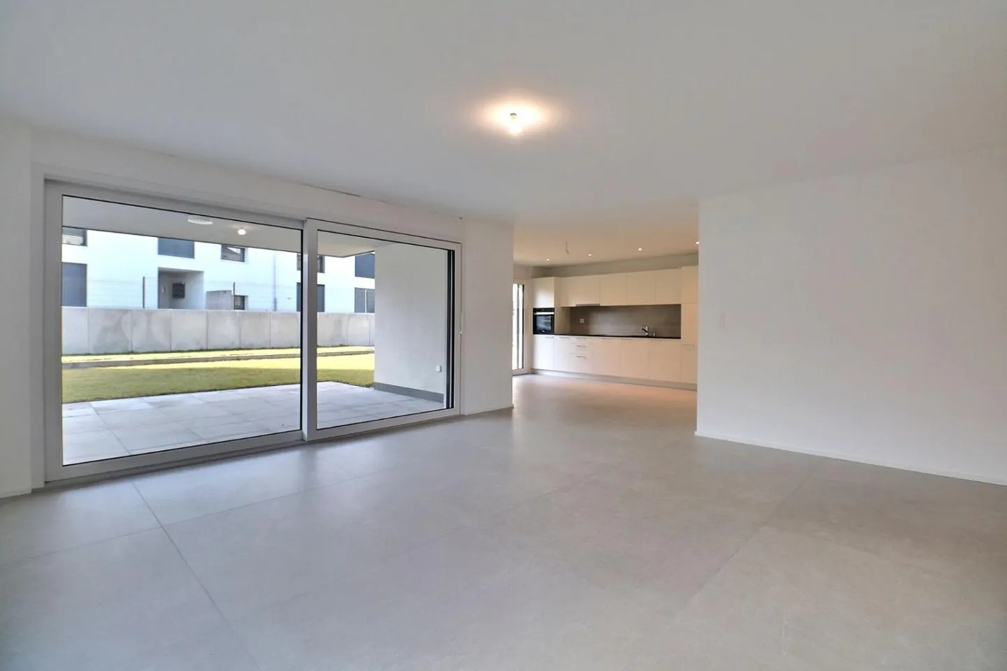 Magnificent 3.5 Room Apartment with Garden in Moudon - Photo 1 of 13