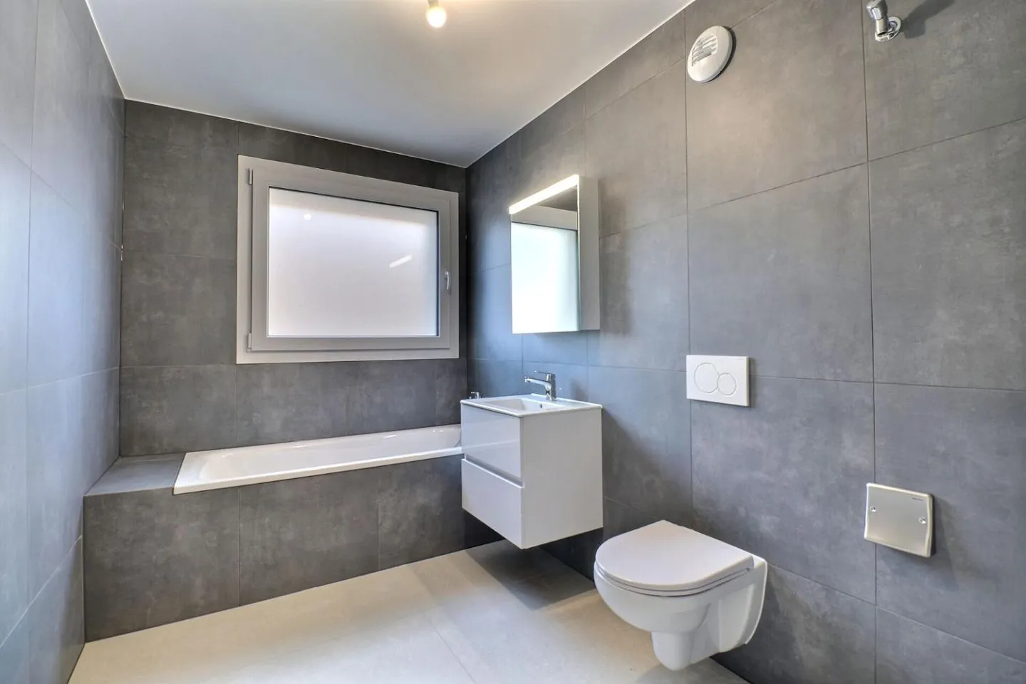 Magnificent 3.5 Room Apartment with Garden in Moudon - Photo 4 of 13