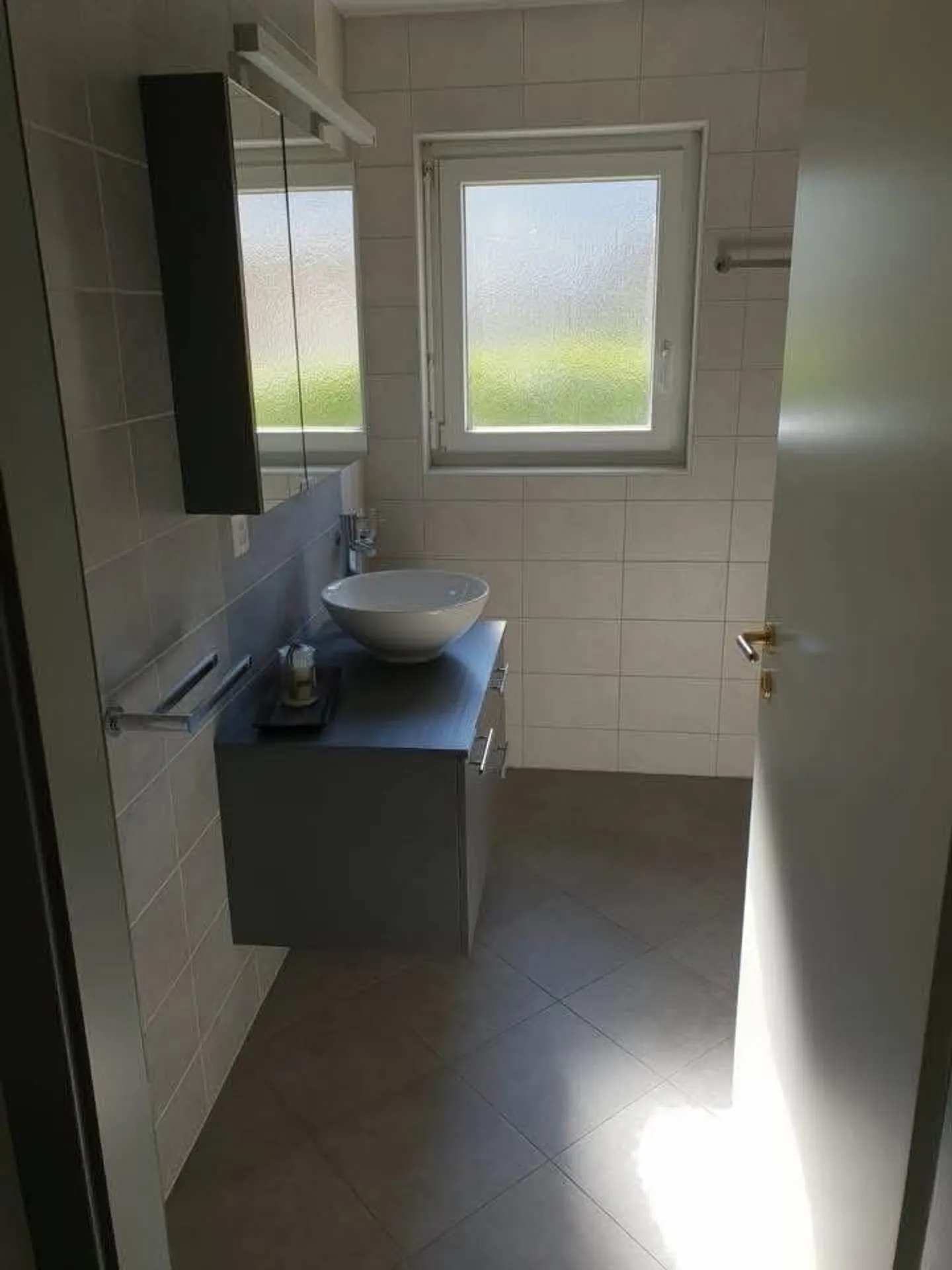 4,5p nach Süden ausgerichtet Saxon mit privatem Garten und 130 m2 Terrasse - Foto 6 von 8