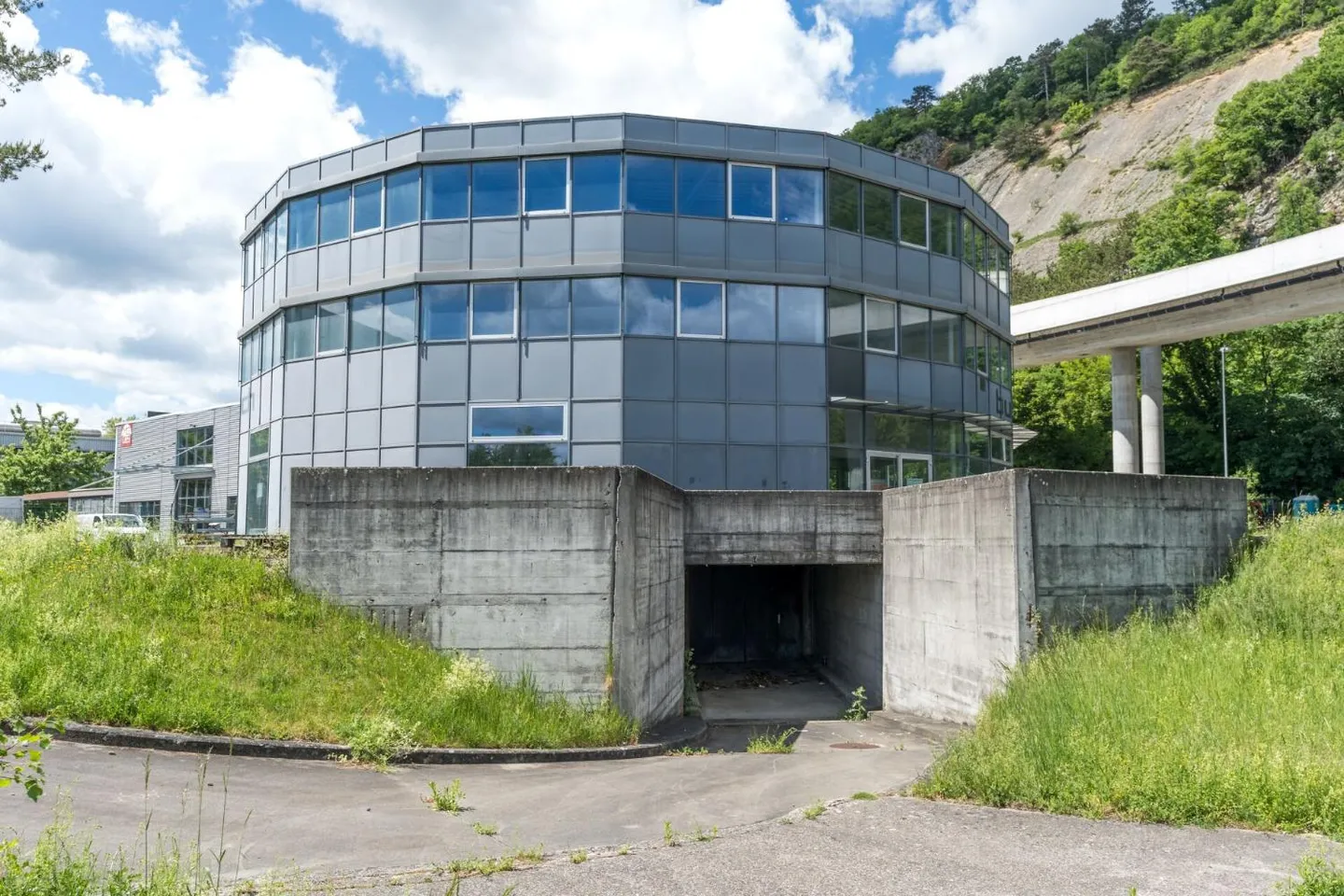 Einzigartige Büro- und Gewerbeflächen - Foto 2 von 12