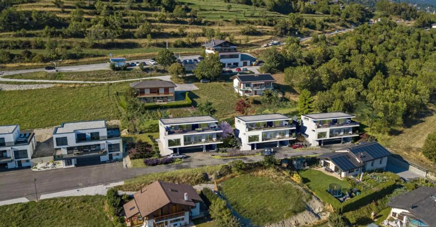 Es bleibt nur noch eine Villa - die Bauarbeiten haben begonnen! - Foto 12 von 12