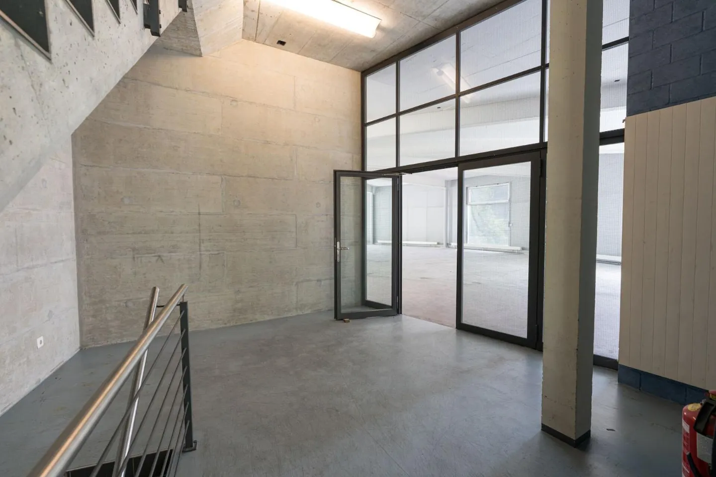 Einzigartige Büro- und Gewerbeflächen - Foto 8 von 12