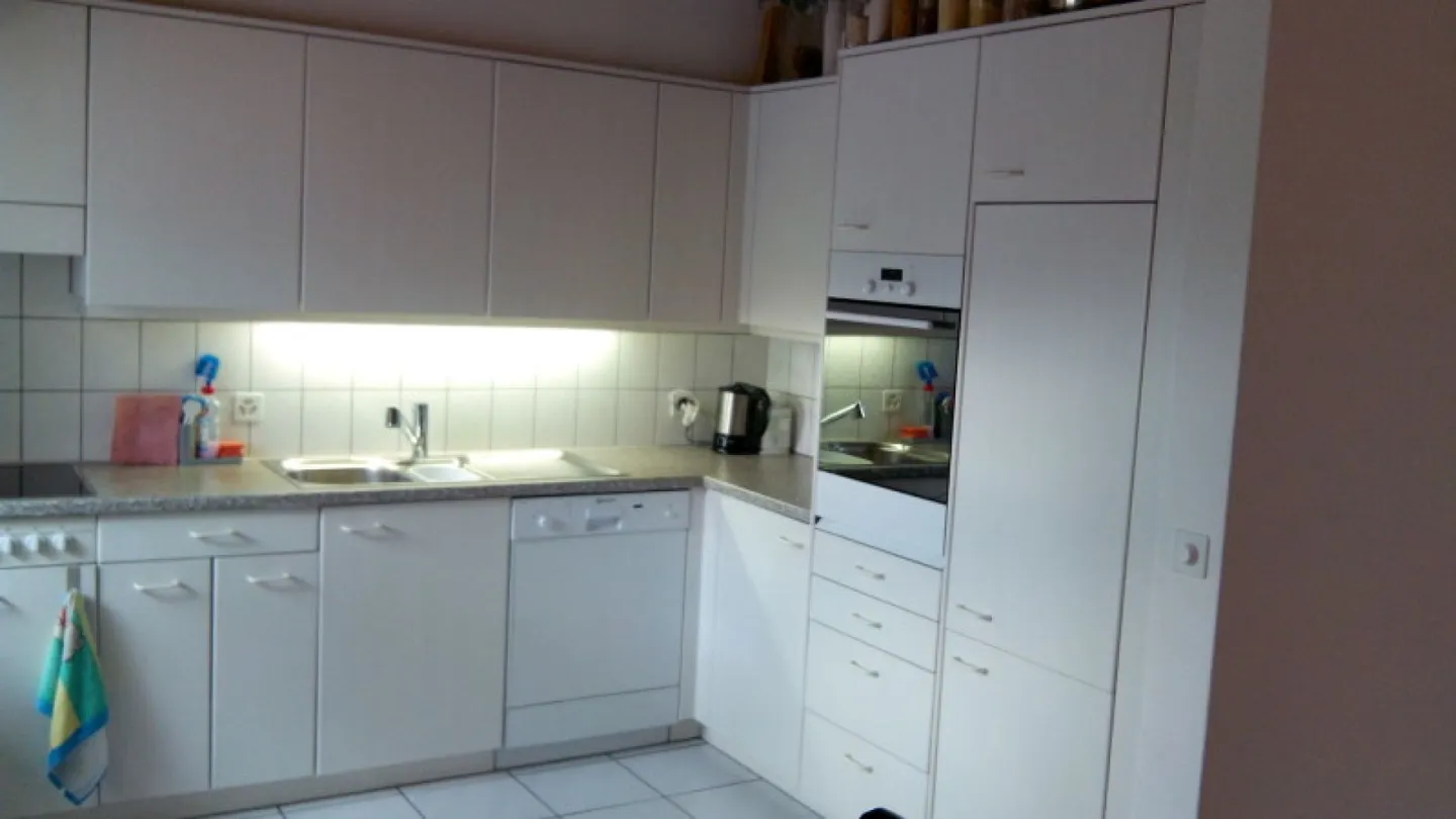 Large attic apartment in a quiet location - Photo 2 of 11