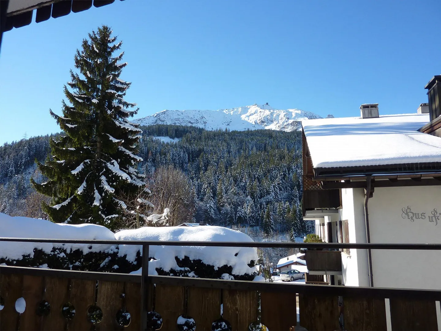 Appartement fraîchement rénové dans un emplacement central avec balcon - Photo 1 sur 16