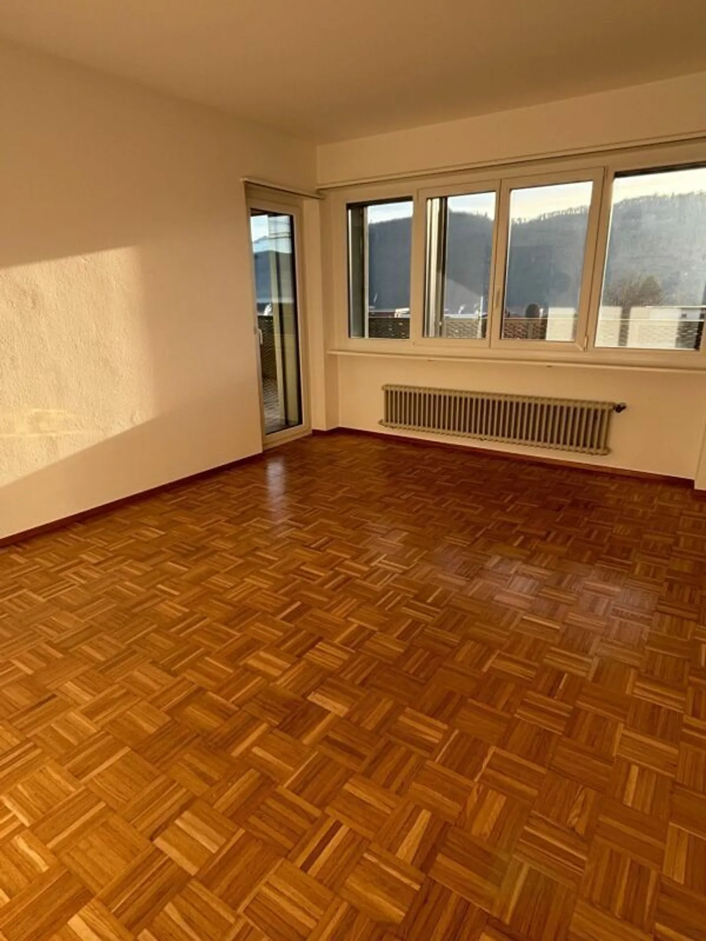 Appartamento spazioso di 2,5 stanze - Foto 2 di 6