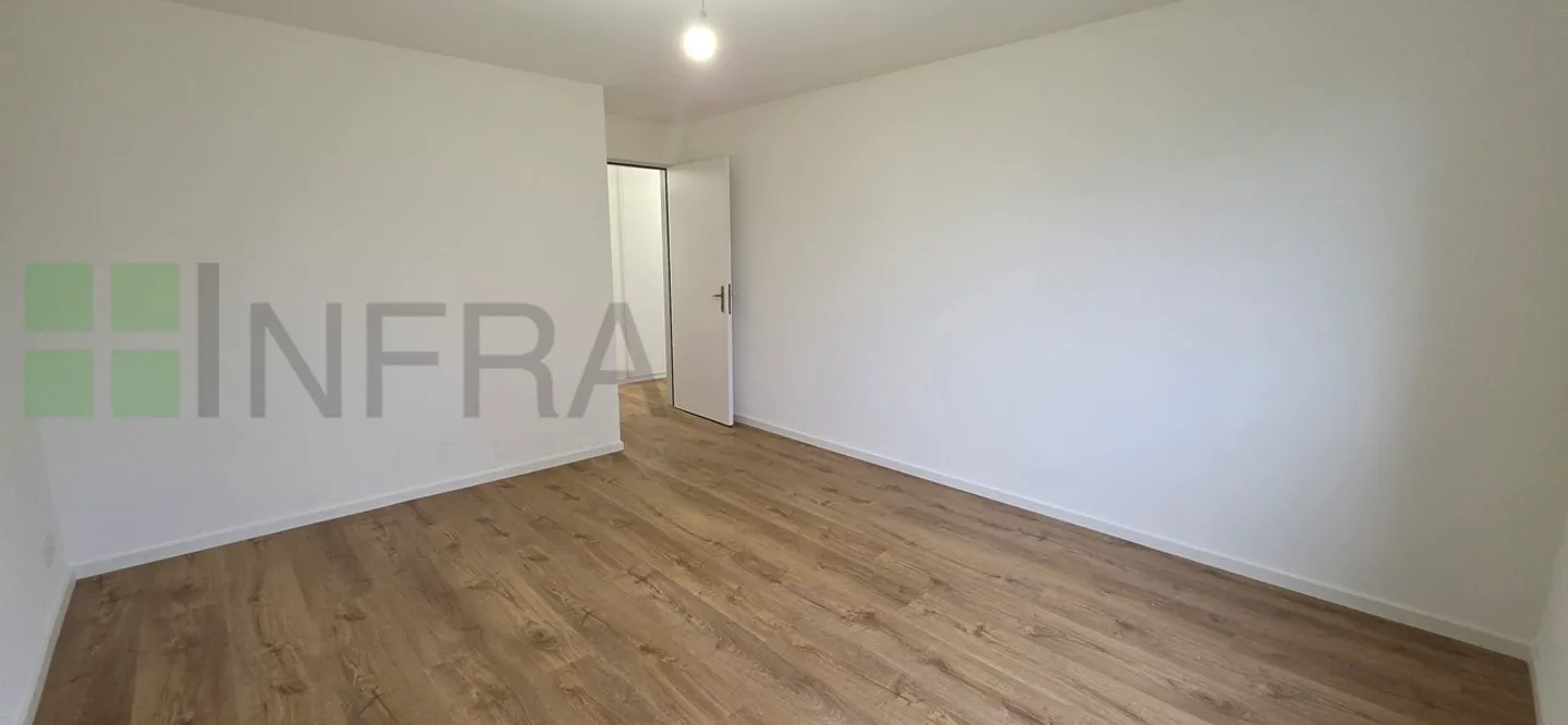 Magnificent 4.5 Room Renovated - Photo 4 of 10