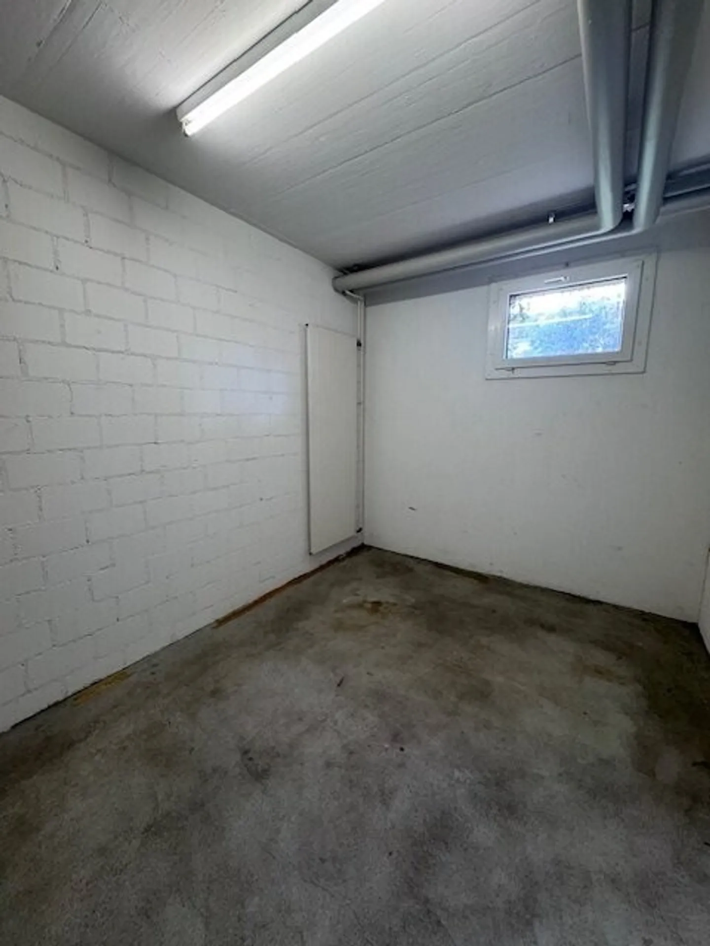 Property for rent - Photo 4 of 5