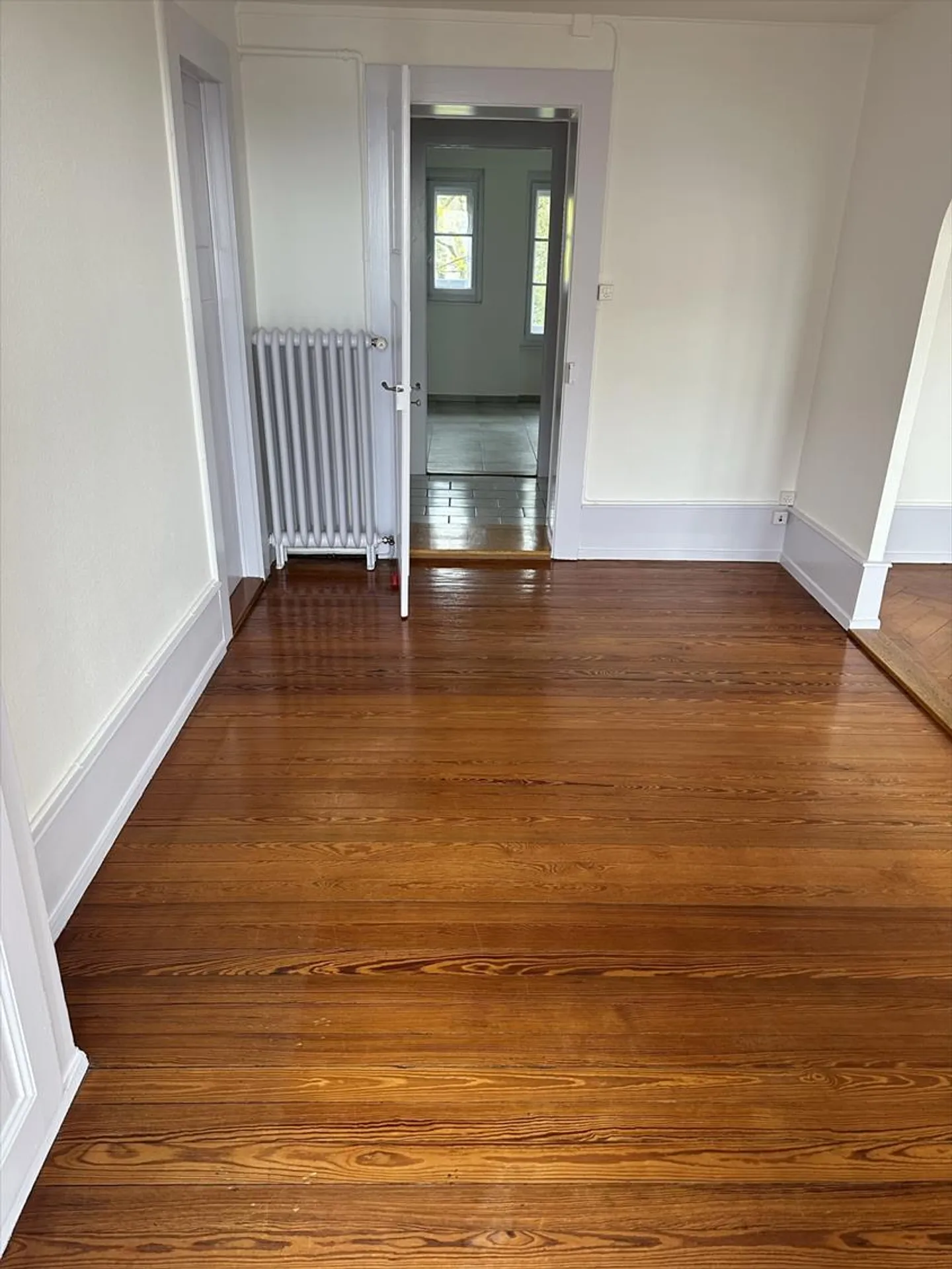 5-room apartment on the 2nd floor - Photo 7 of 15