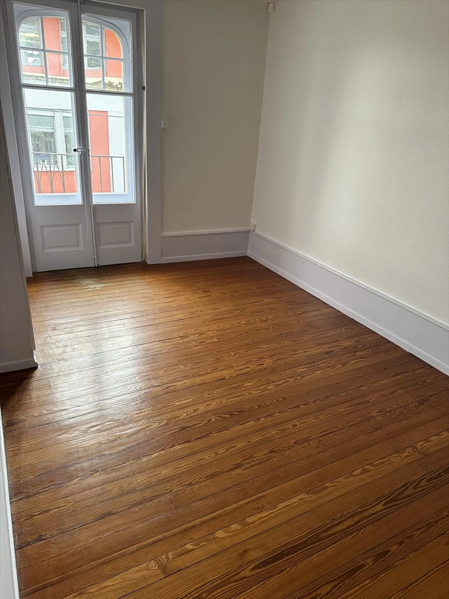 5-room apartment on the 2nd floor - Photo 8 of 15