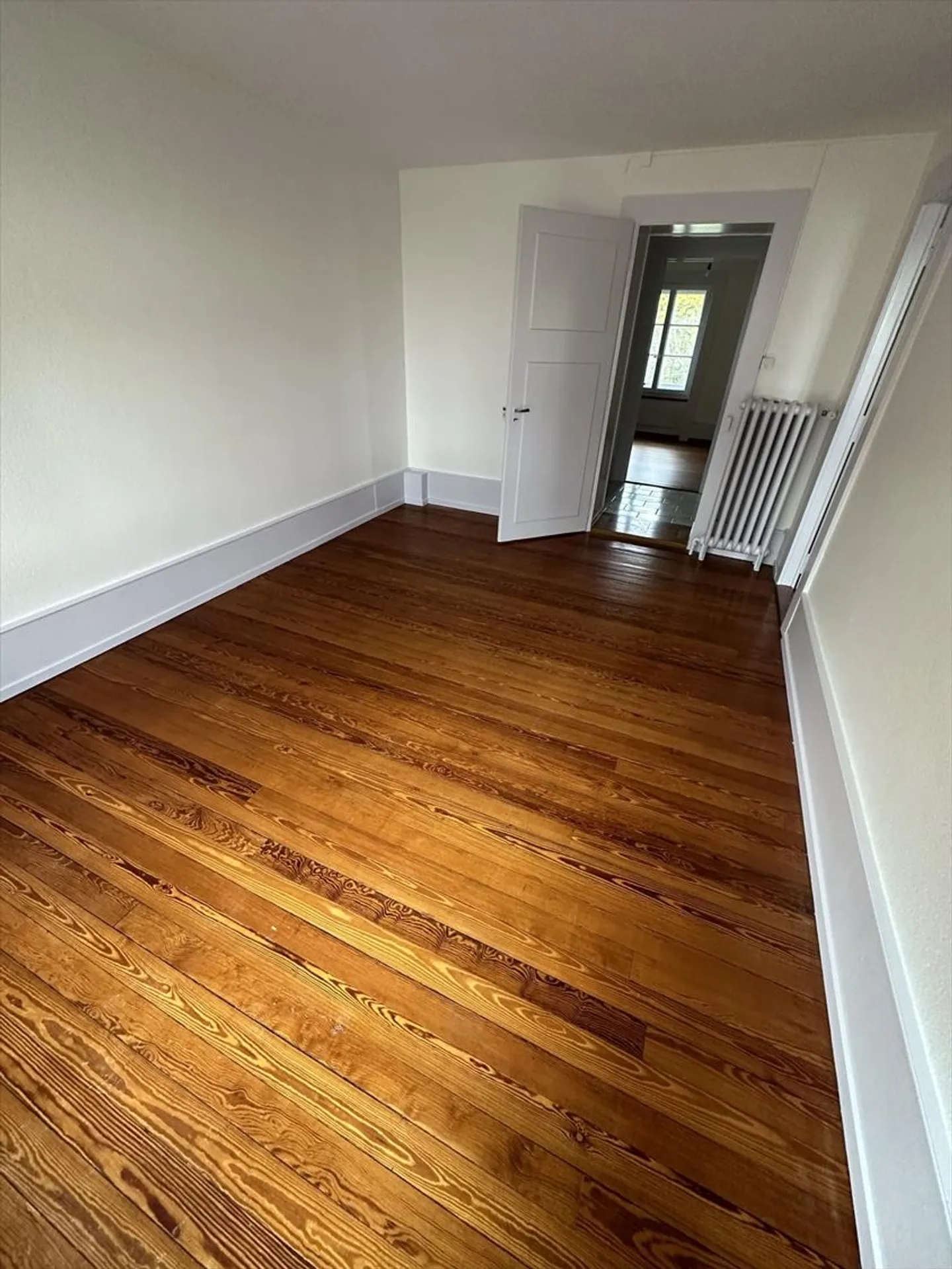 5-room apartment on the 2nd floor - Photo 9 of 15