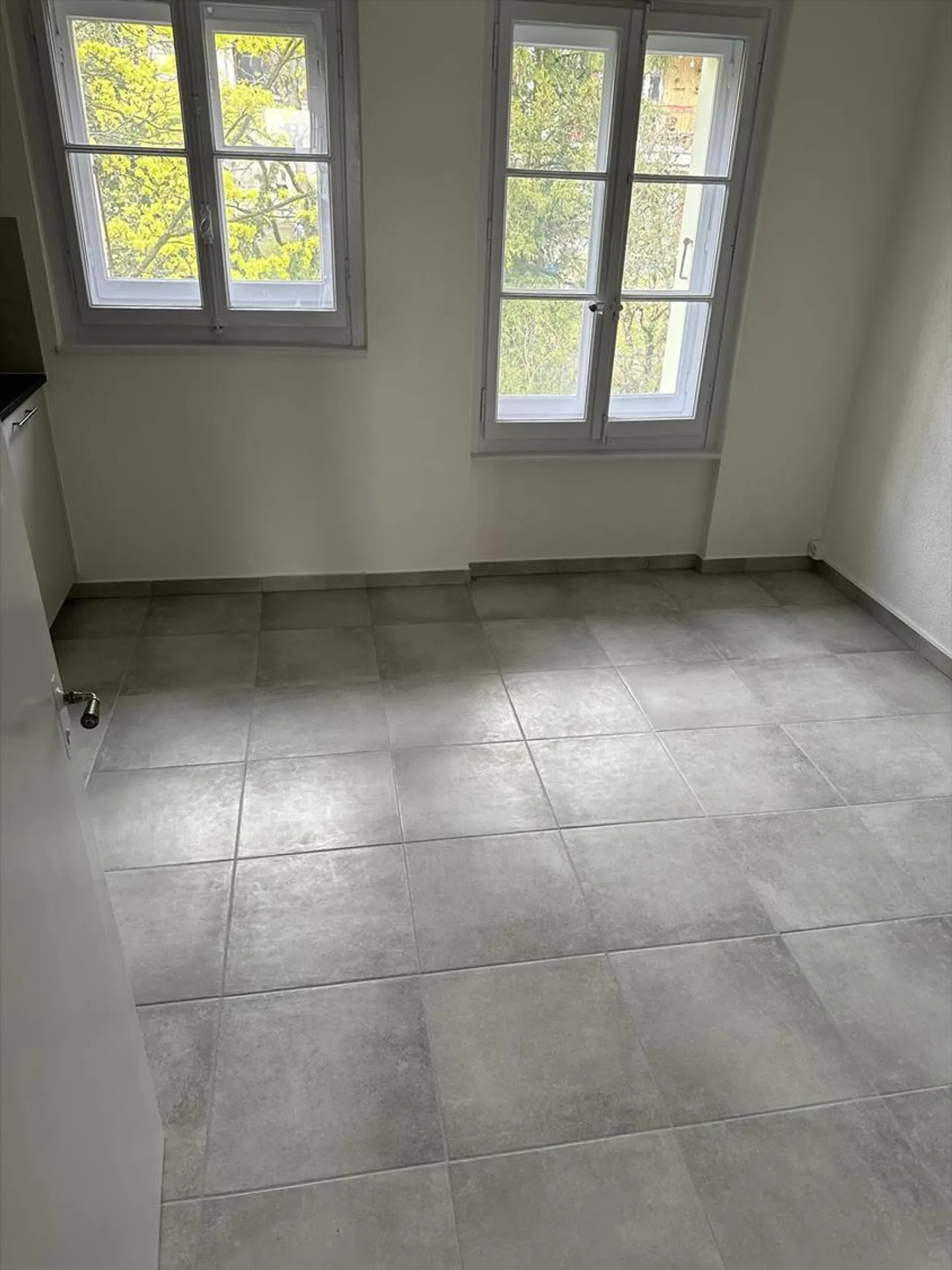 5-room apartment on the 2nd floor - Photo 2 of 15