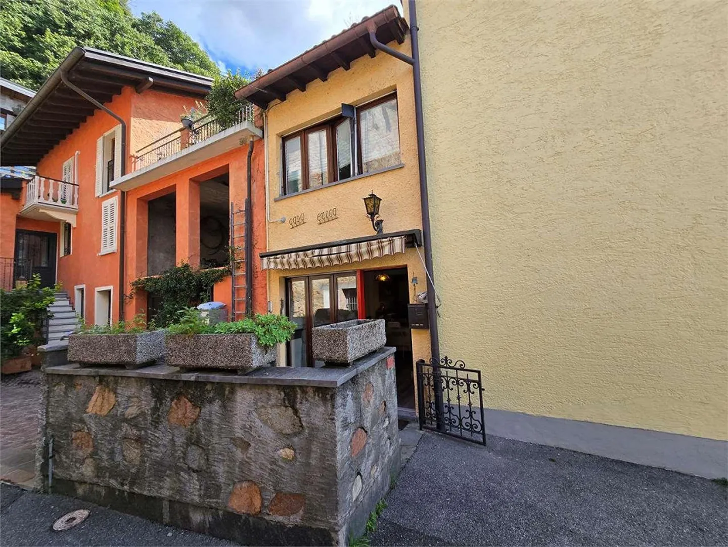 Casa Ticinese 2.5 Stanze, Ideale come Casa Vacanze o Airbnb - Foto 1 di 13