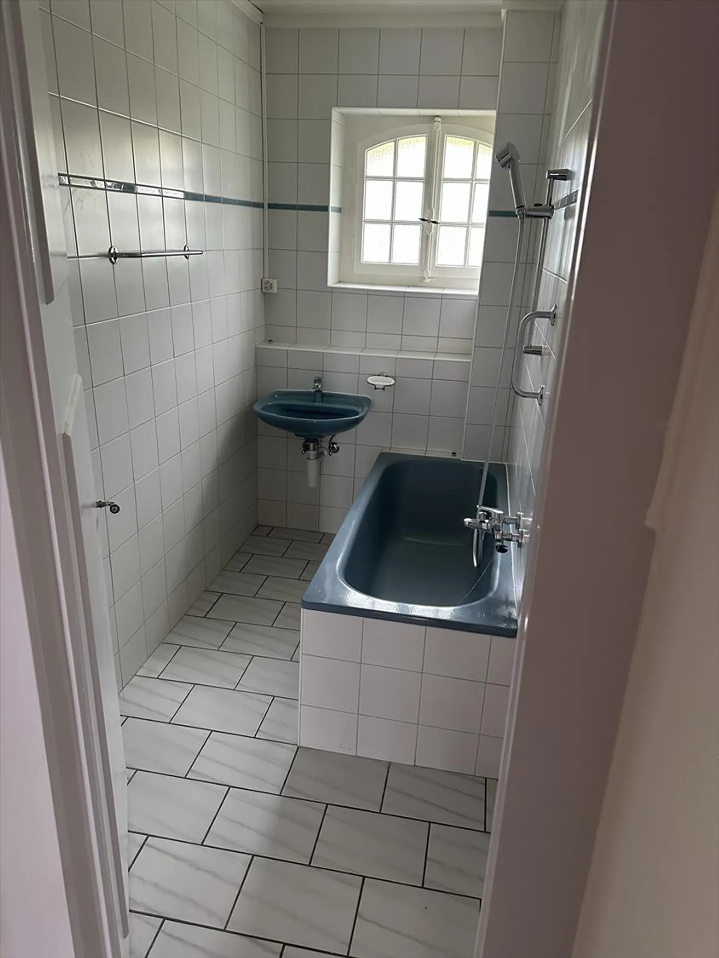 5-room apartment on the 2nd floor - Photo 14 of 15
