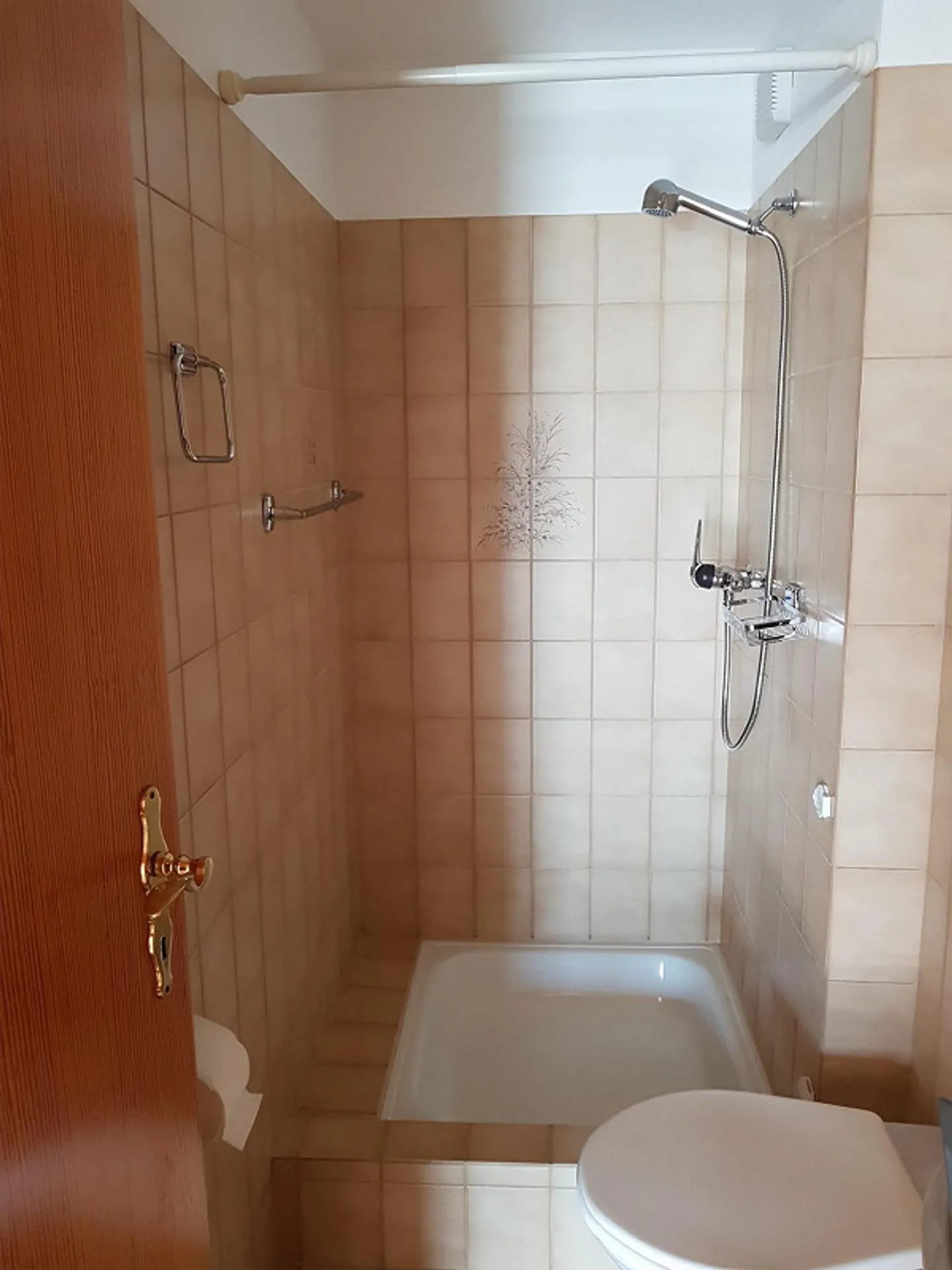 Sonnige 4.5-Zimmerwohnung mit Aussicht - Foto 10 von 13