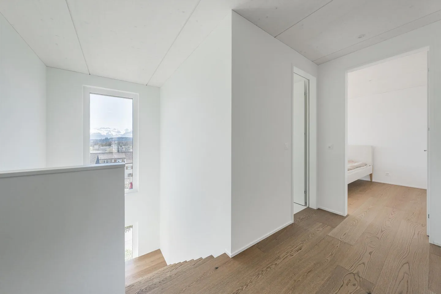 Top modern dream house with fantastic view - Photo 8 of 20