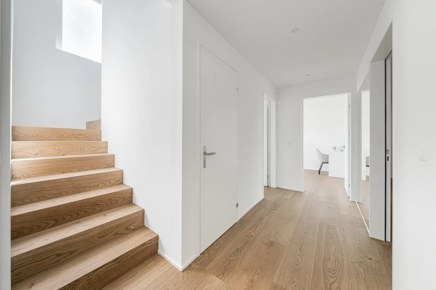 Top modern dream house with fantastic view - Photo 14 of 20