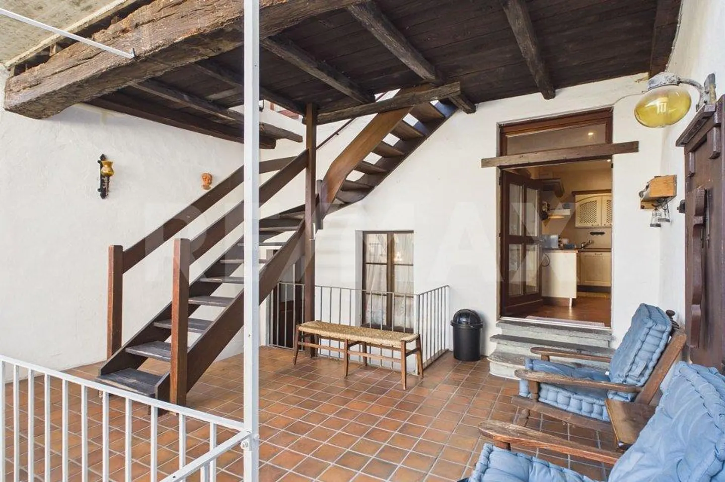 Erleben Sie den Charme des Kerns: Terrasse, Kamin und unabhängige Räume - Foto 12 von 13