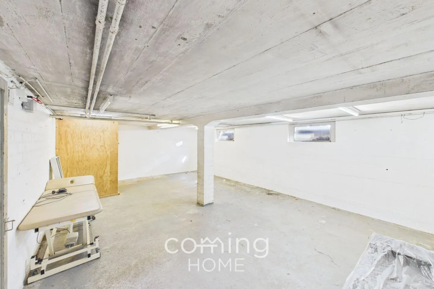 Office 6 rooms - Photo 11 of 13
