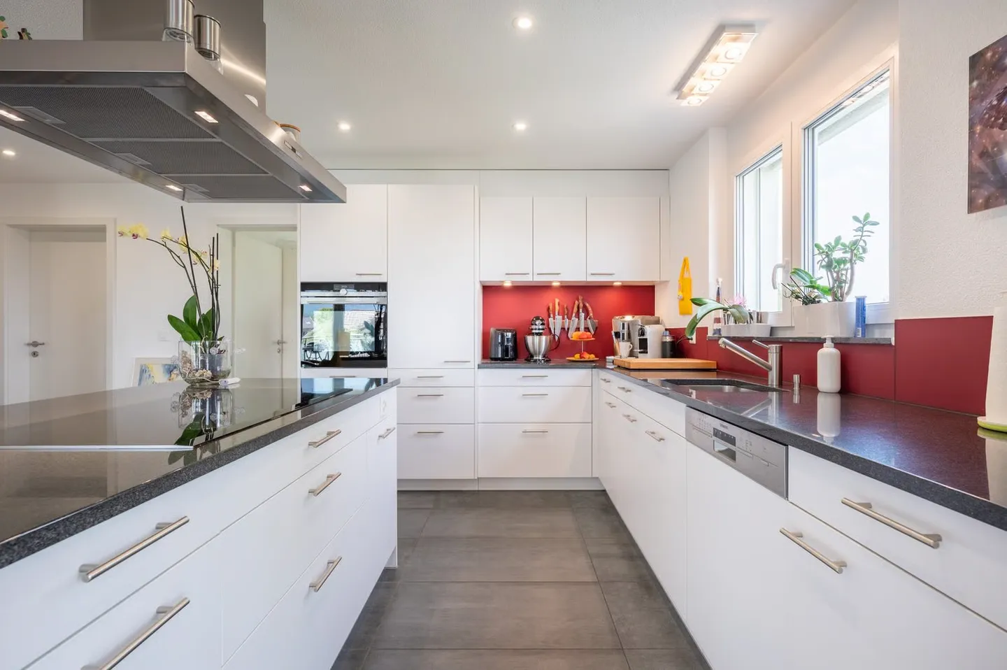 Comfort abitativo con vista – La tua nuova casa a Blumenstein - Foto 2 di 17