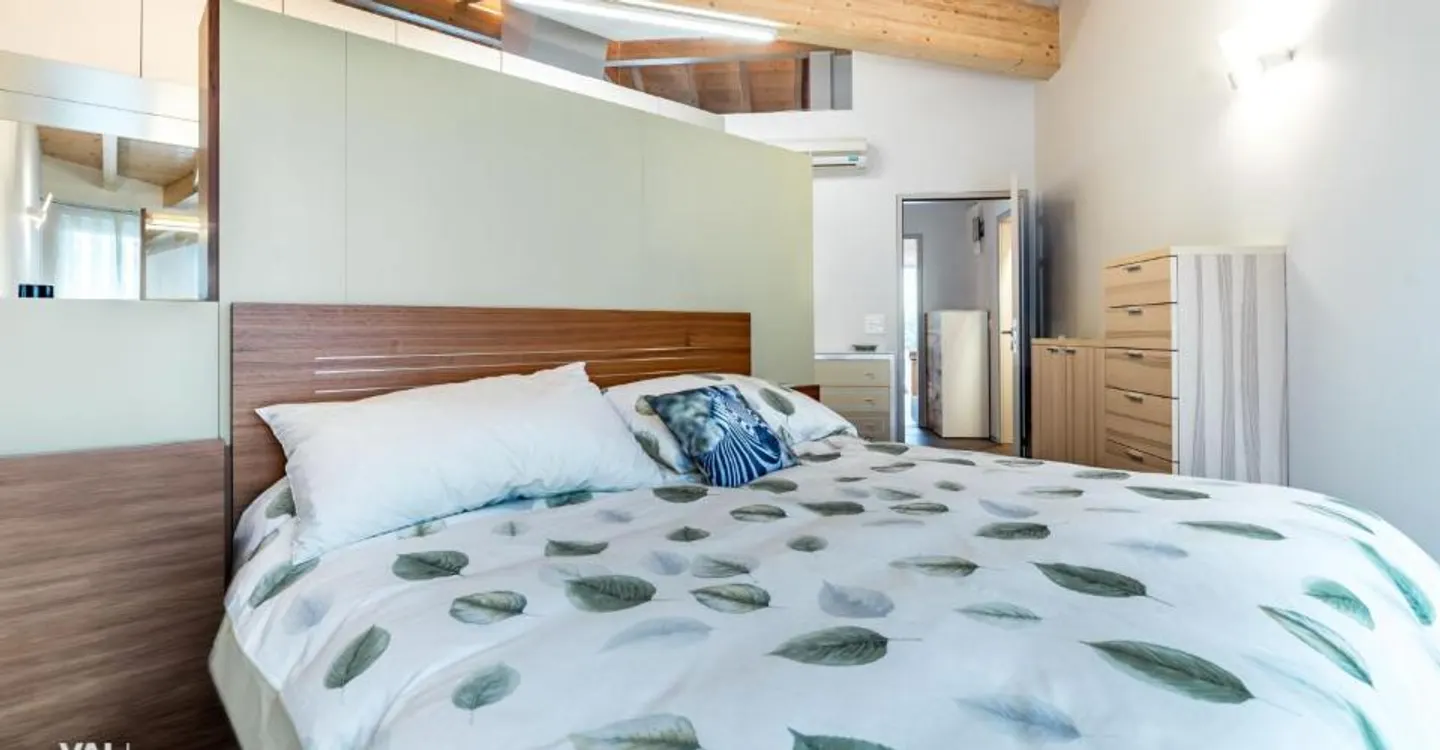 Exklusive 4.5-Zimmer-Attikawohnung mit grosszügiger Terrasse und Sauna in Visp - Photo 8 of 12