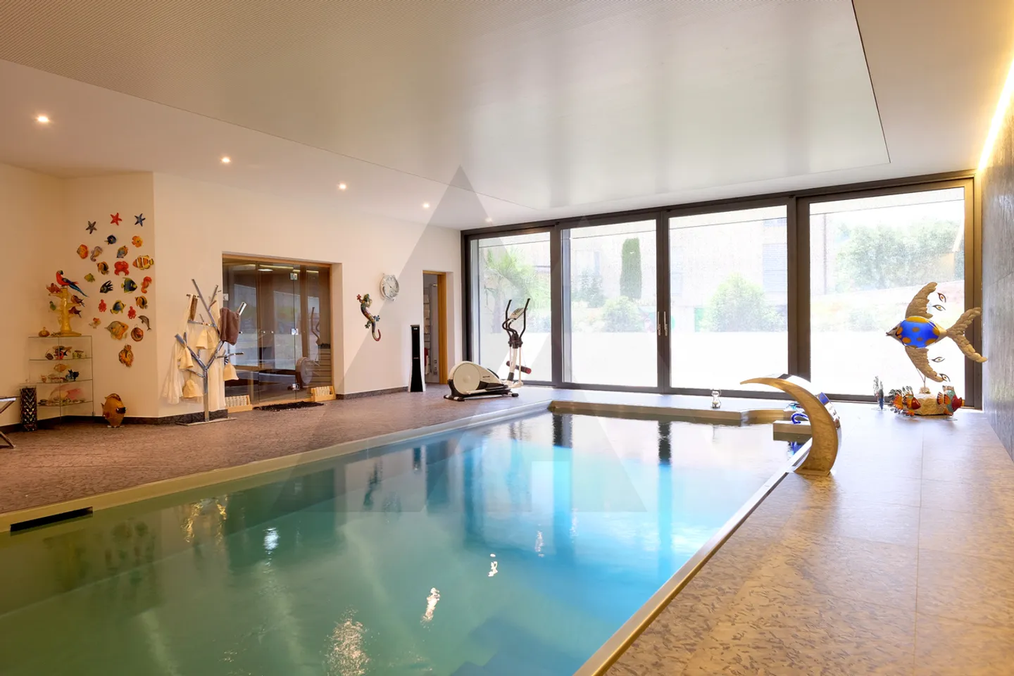 Exclusive Villa with Indoor Pool in Montagnola - Photo 8 of 18